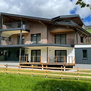 https://bergzeit-appartements.saalbachhinterglemmhotels.com