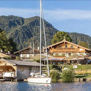 https://seehotel-malerwinkel.com-bavaria.com